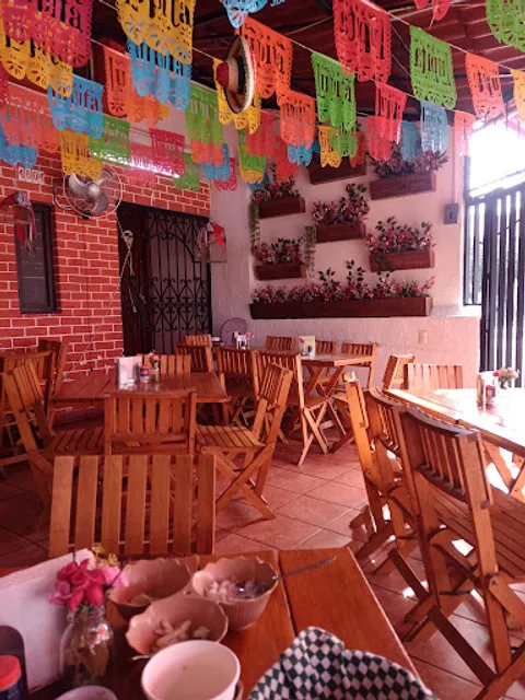 La Lupita Antojitos Mexicanos