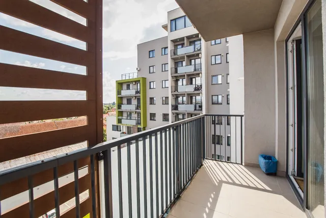 Sunny View 2 Bedroom Central Apartment by Cityhome