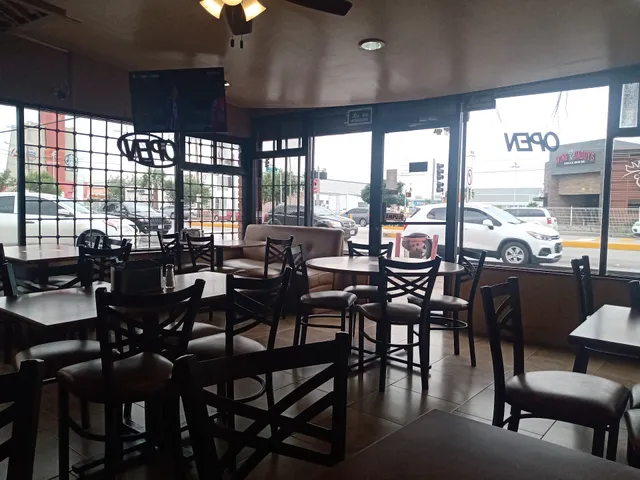 Los Cuñados Taquería