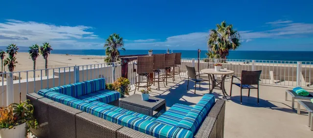 Venice Breeze Suites