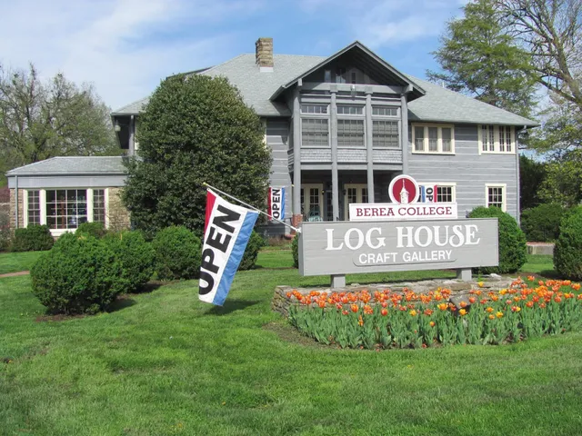 Log House Craft Gallery