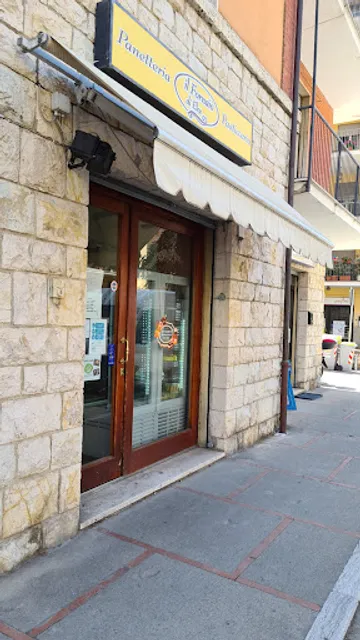 Panetteria Pasticceria Il Fornaio di Elce (Via dei Filosofi)