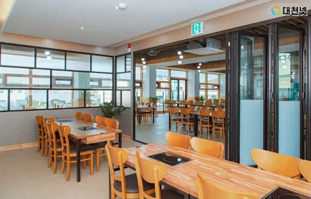 대천항 해저터널횟집