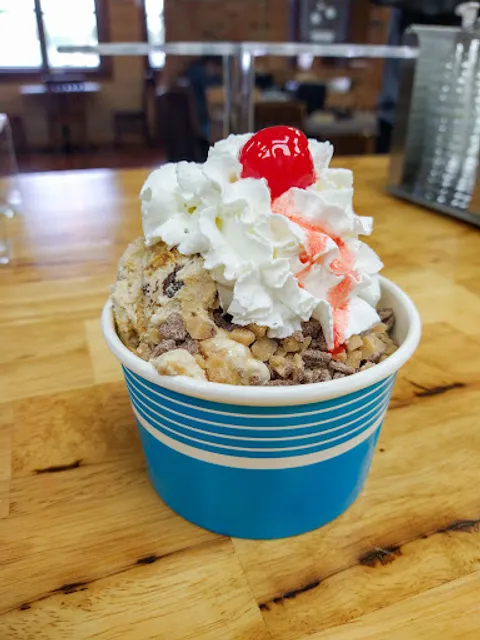 Snow's Ice Cream & Coffee