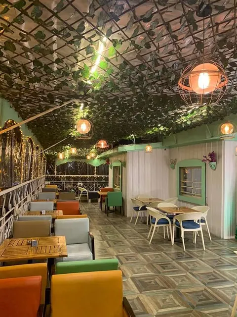 Down Town Cafe-كافيه وسط البلد