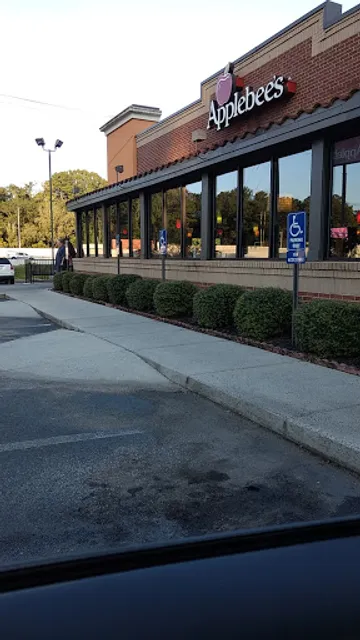 Applebee's Grill + Bar