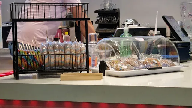 Holyshakes - Hallandale Beach