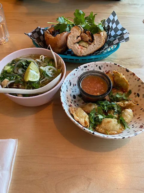 Le Petit Sao (Vieux Montréal)