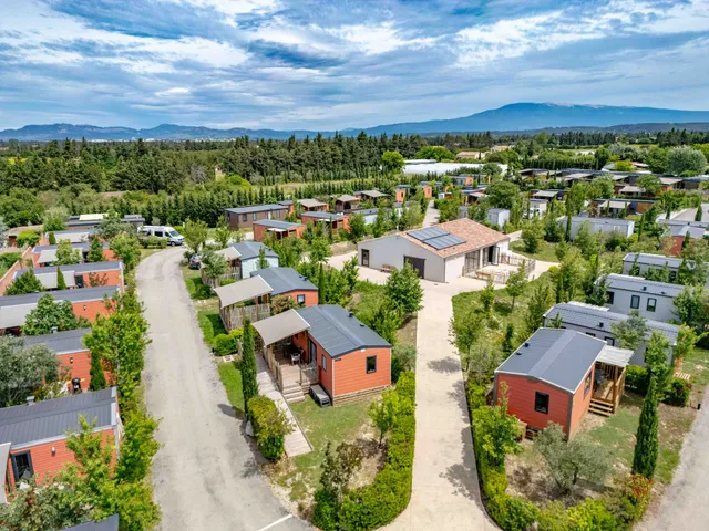 Camping Les Fontaines *****