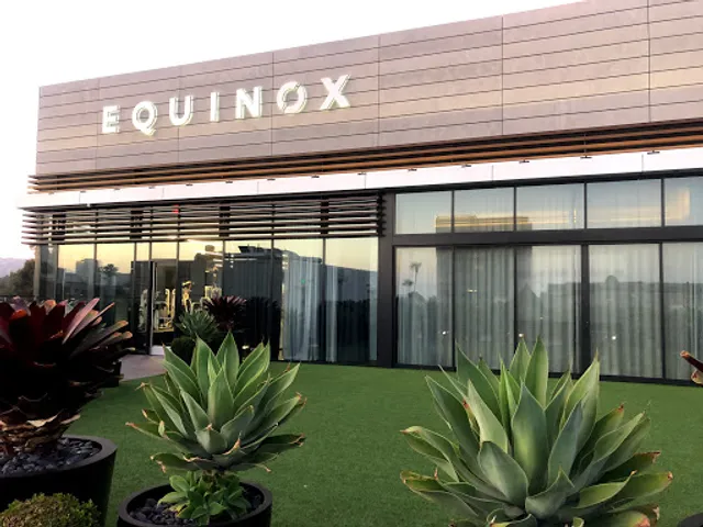 Equinox Century City