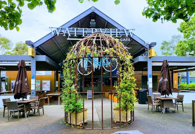 Waterview Café