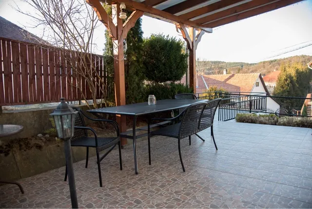 Erdőszéli házikó