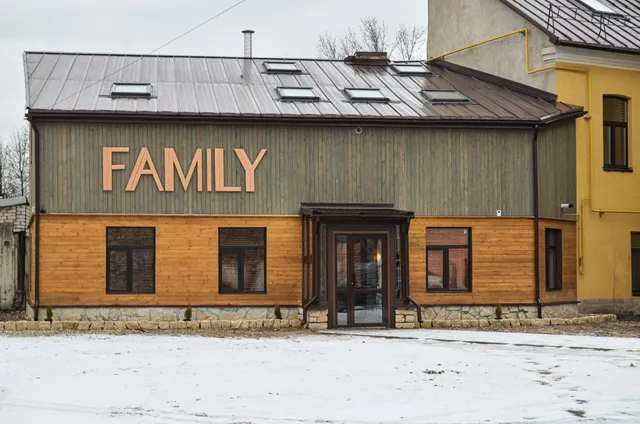 Апарт отель Family