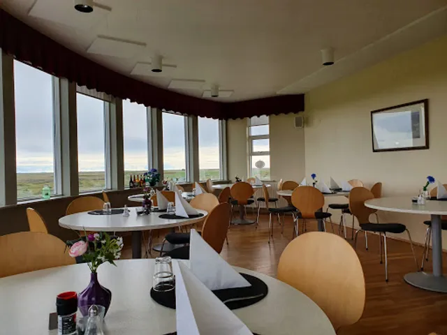 Hygge Restaurant & Bar