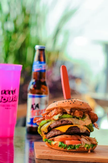 Full House La Conquista