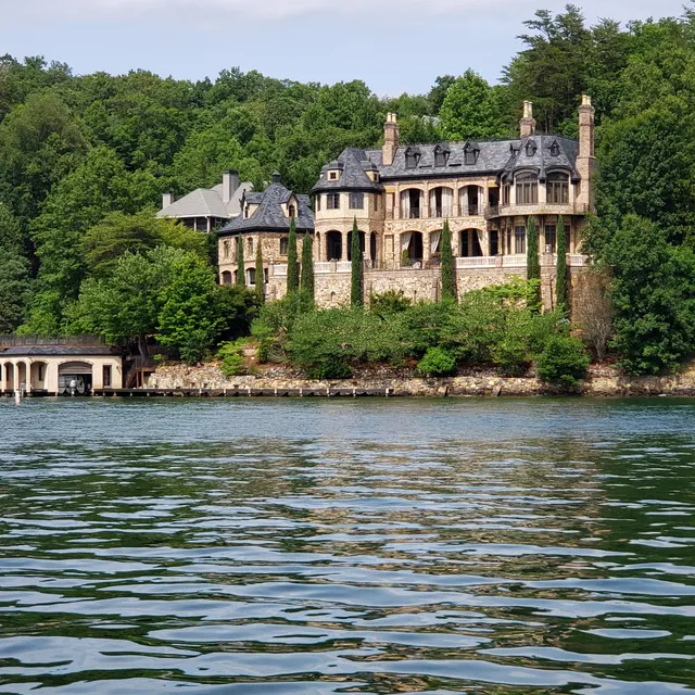 Mixon's Lake Retreat