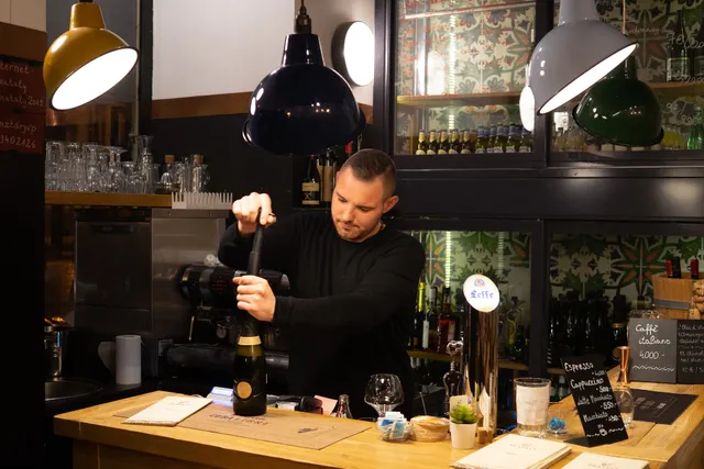 Meataly Hentes & Grillbár