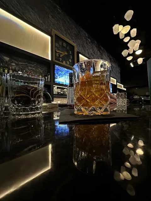 Industry Ales Brewpub