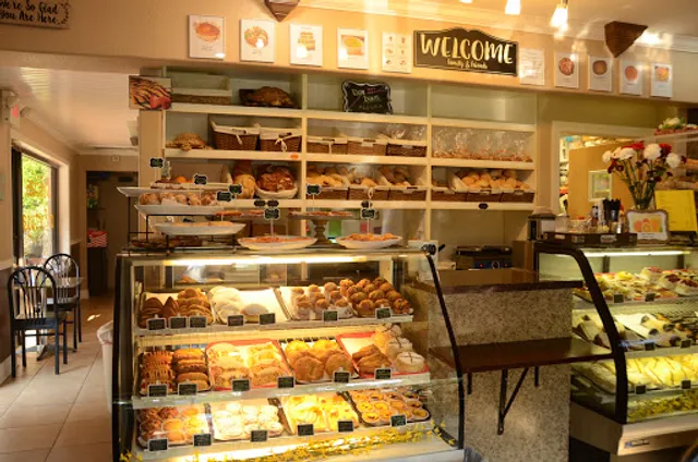 Delicias of Portugal Bakery