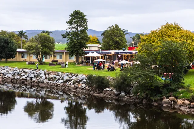 Moruya Waterfront Hotel Motel