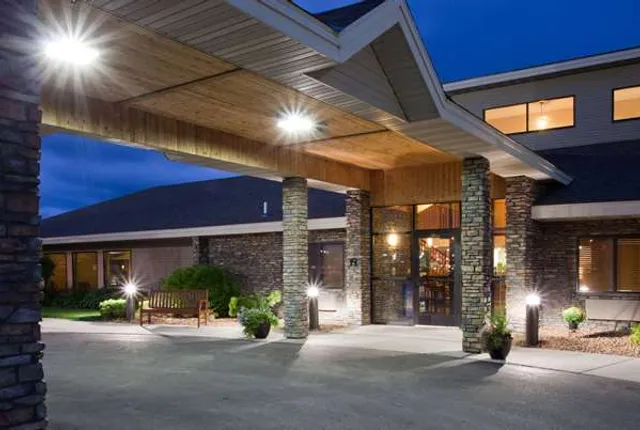 AmericInn by Wyndham Thief River Falls