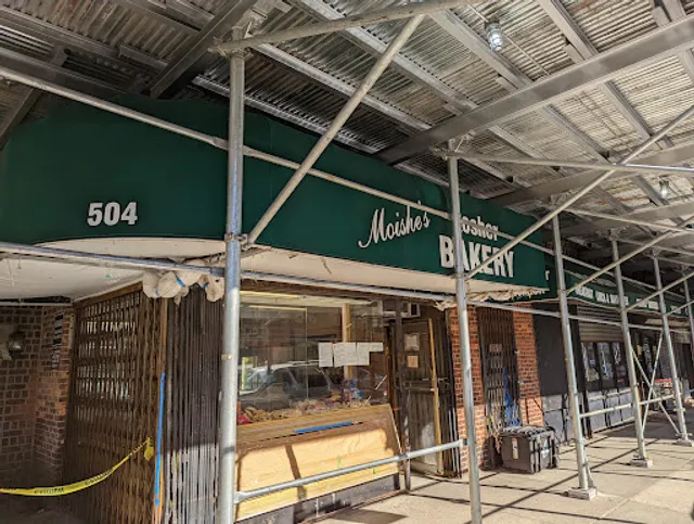 Moishe's Kosher Bakery