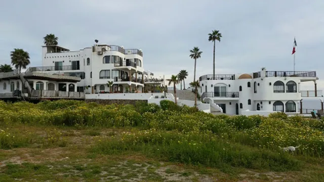 Casa Playa Baja Resort