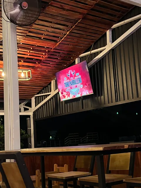 Toro Parrillero Restaurante & Sport Bar