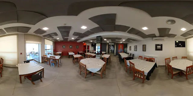 Restaurante "Irmãos Pastel"