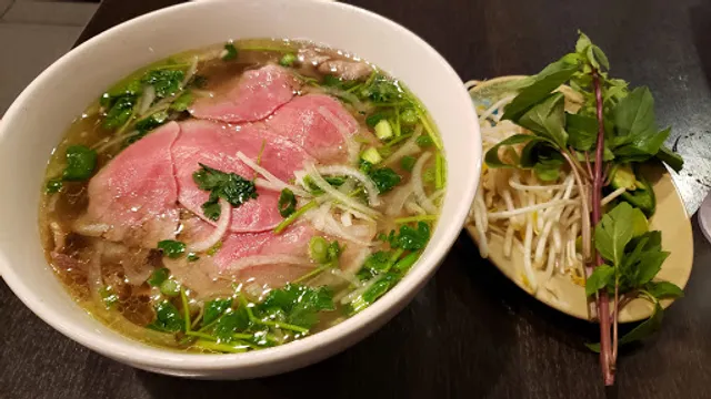 Phở VN Vietnamese Restaurant