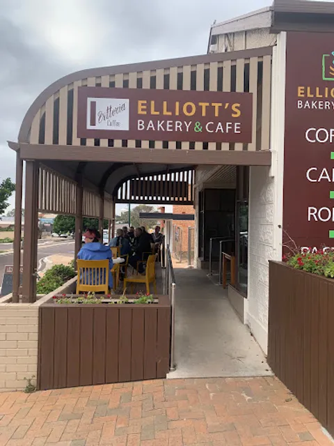 Elliotts Streaky Bay Bakery