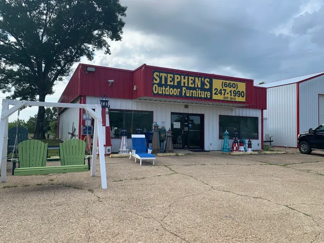 Stephen's Outdoor Furniture