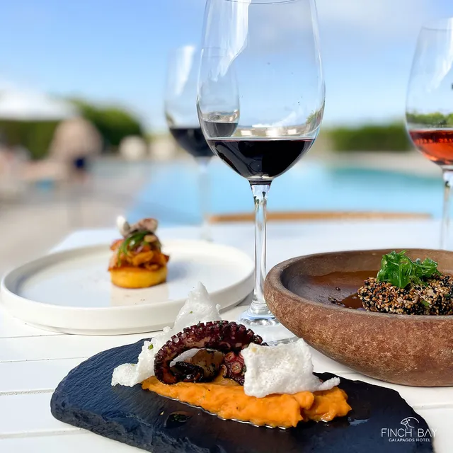 Finch Bay Restaurante