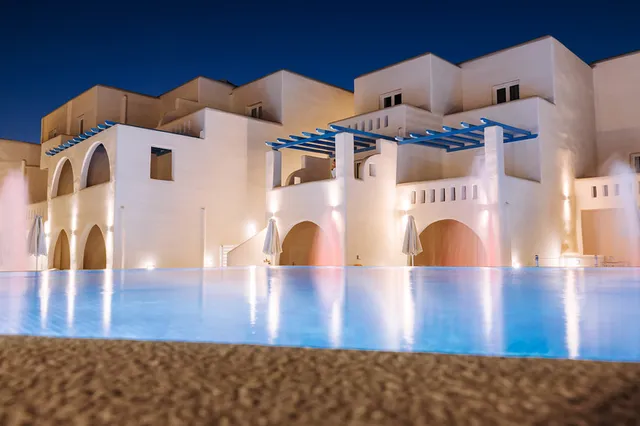 NAXIAN EMERALD HOTEL