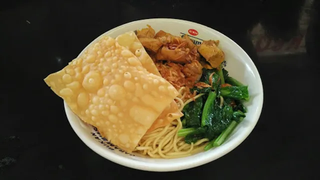 BAKSO SOLO ASLI & AYAM PANGGANG (Batu 9)