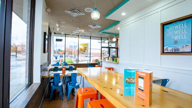 Tropical Smoothie Cafe