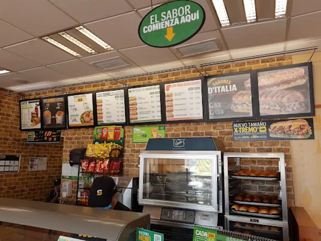 SUBWAY Plaza Magna