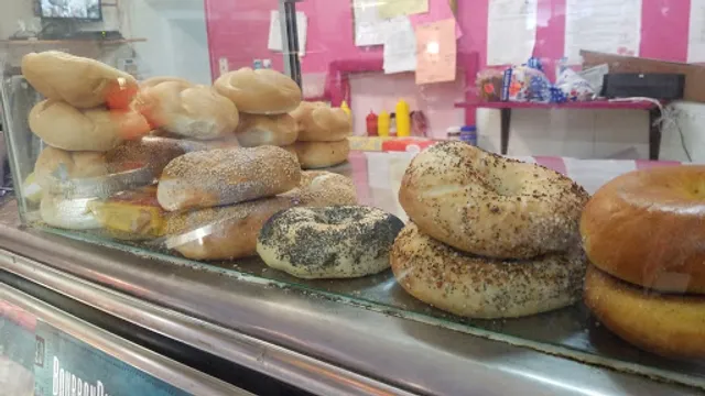 M&D Bagels