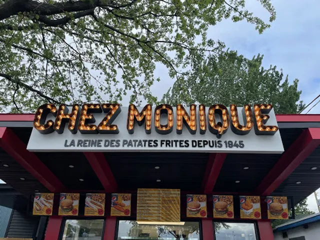 Chez Monique