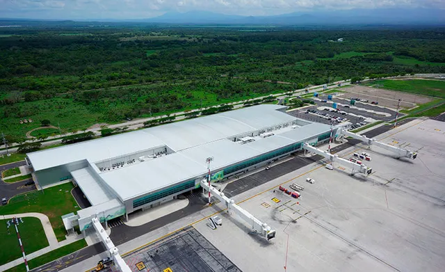 Hotel y Restaurante Cocobolo Food & Rest B&B