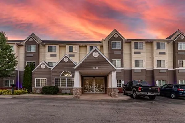 Sleep Inn & Suites Kalamazoo Southwest