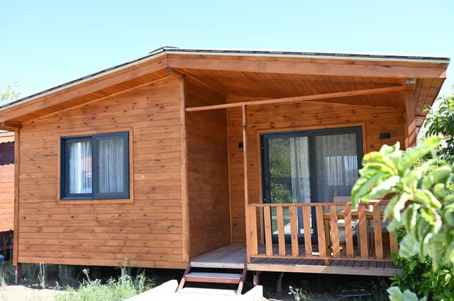 Zambak Evleri Çıralı