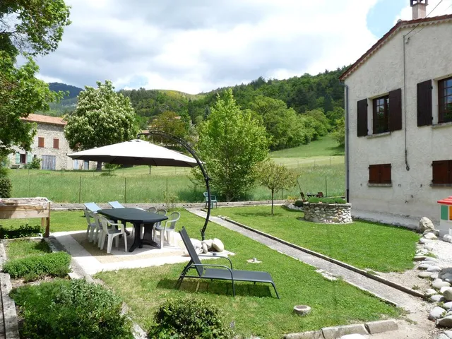 Maison Castellane Chambre d’Hotes B&B