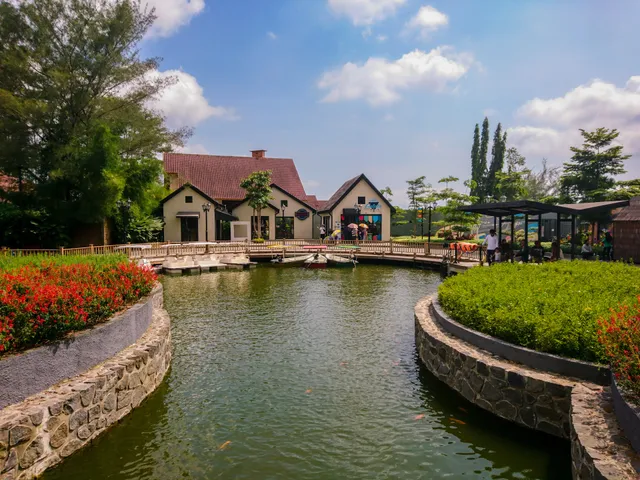 Villa Sapphire Baturaden (SYARIAH)