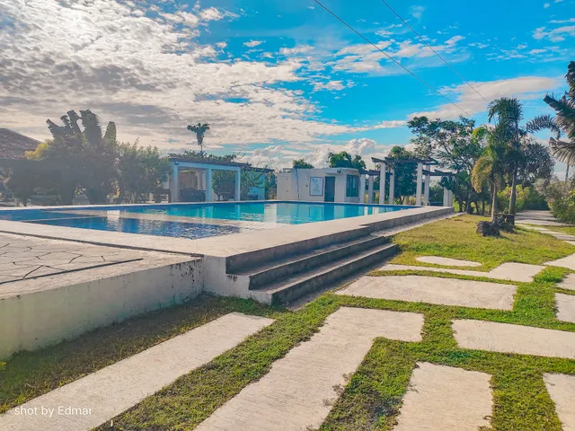 Joecelines Inland Resort