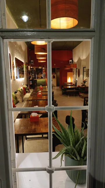 AL AHWAZ Café pub & Eatery Restaurant Armenia