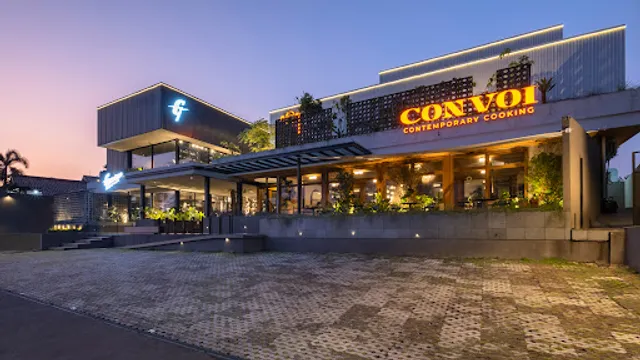 Convoi Restaurant and Bar