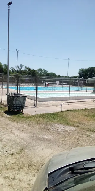 Howard Swimming Pool