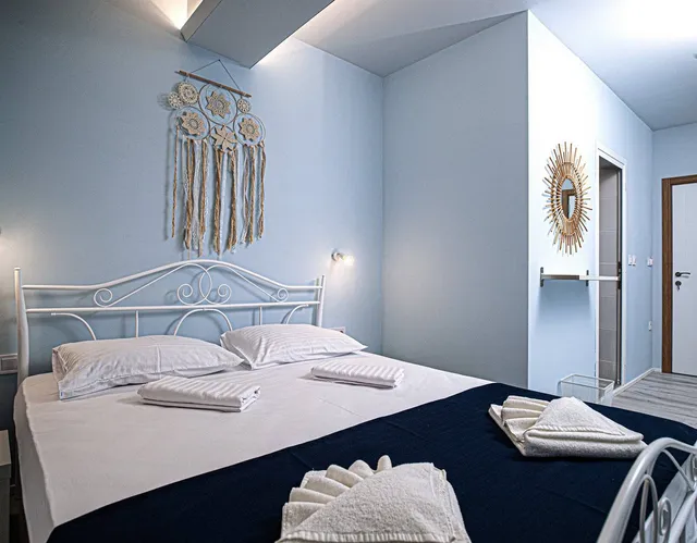 Къща за гости РЕЯ / Guest house RHEA