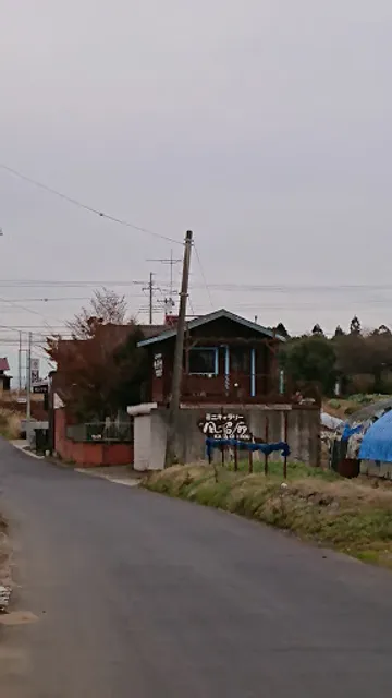 カフェ モンプチ